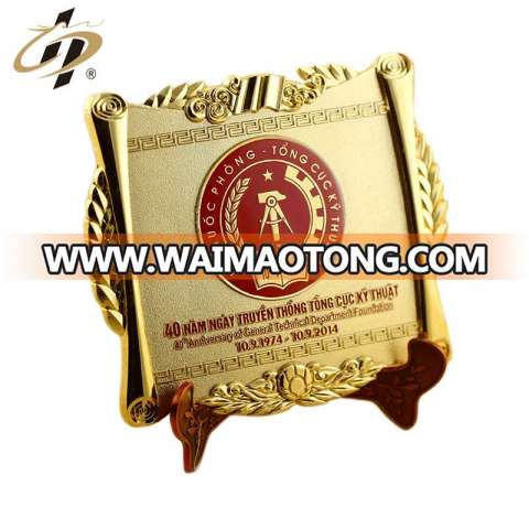 Custom embossed brass gold souvenir metal plate logo /metal logo plates